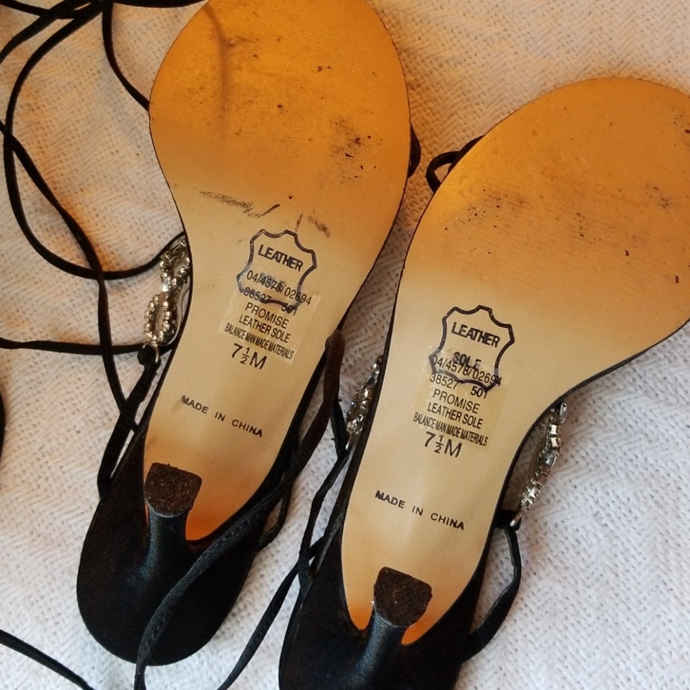 Shoes - Picture 3 of 5